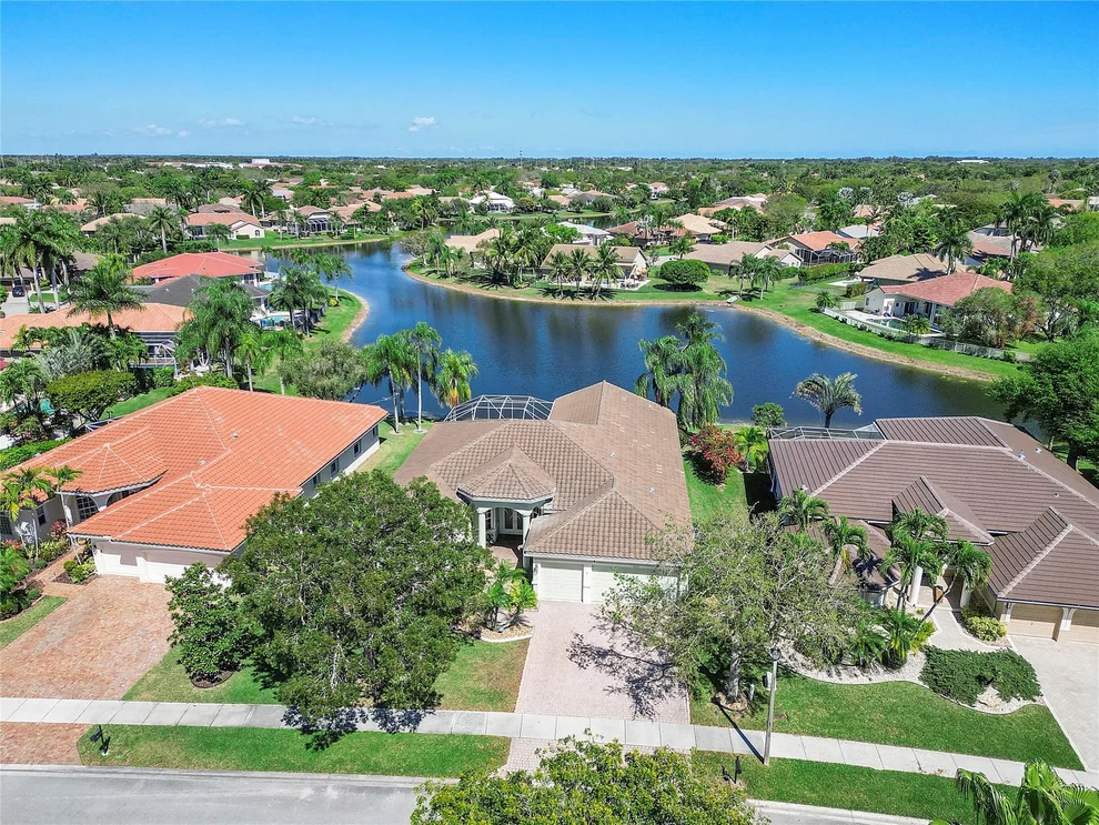 Unit for sale at 5121 Kensington Circle, Coral Springs, FL 33076