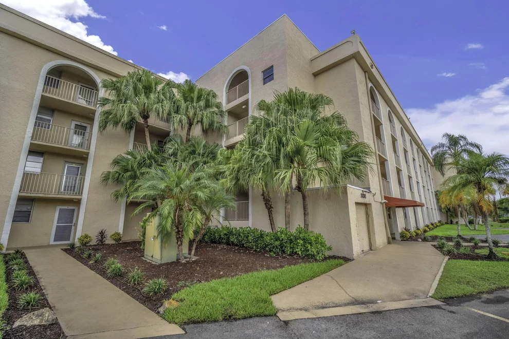 Unit for sale at 3231 Holiday Springs Boulevard, Margate, FL 33063