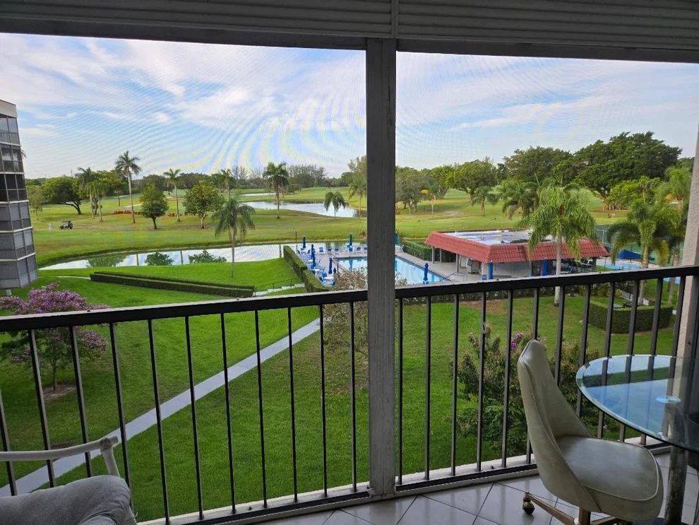 Unit for sale at 8900 Washington Boulevard, Pembroke Pines, FL 33025