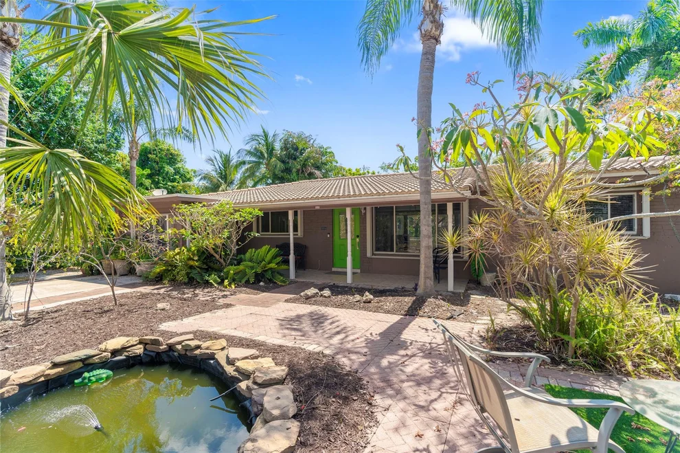 Unit for sale at 270 NW 3rd Court, Boca Raton, FL 33432