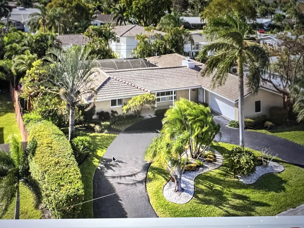 Unit for sale at 2220 NE 32nd Street, Lighthouse Point, FL 33064