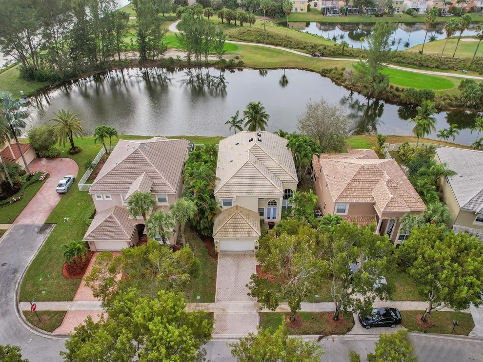Unit for sale at 2111 RESTON Circle, Royal Palm Beach, FL 33411