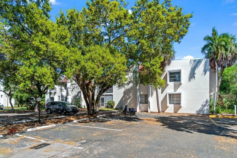 Unit for sale at 638 NW 13th 0260 Street, Boca Raton, FL 33486