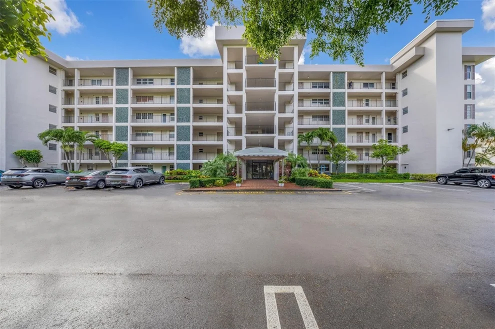Unit for sale at 2850 N Palm Aire Drive, Pompano Beach, FL 33069