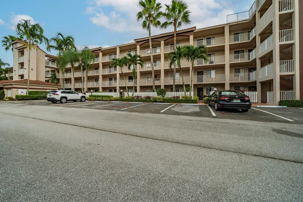 Unit for sale at 6037 Pointe Regal Circle, Delray Beach, FL 33484