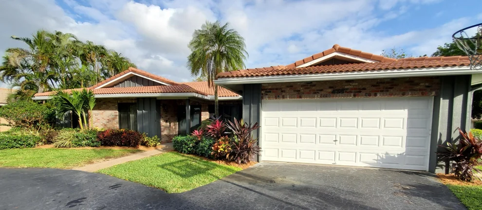 Unit for sale at 477 NW 107th Terrace, Coral Springs, FL 33071