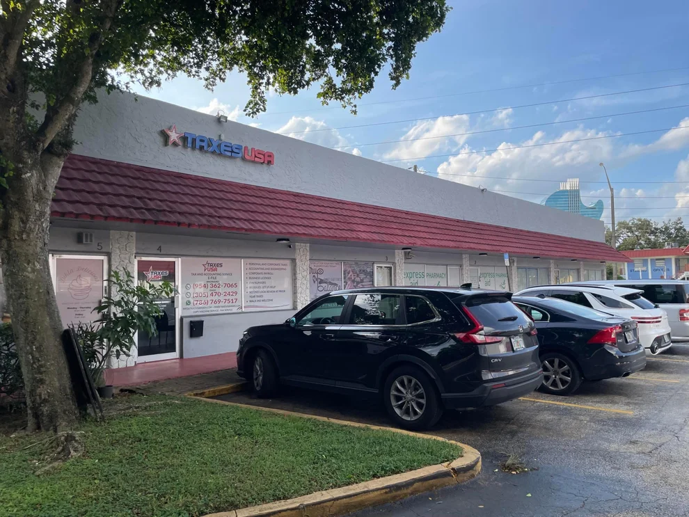Unit for sale at 5890 Stirling Road, Hollywood, FL 33021