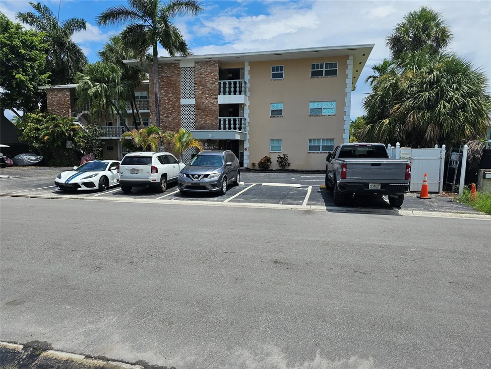 Unit for sale at 54 Isle Of Venice Drive, Fort Lauderdale, FL 33301