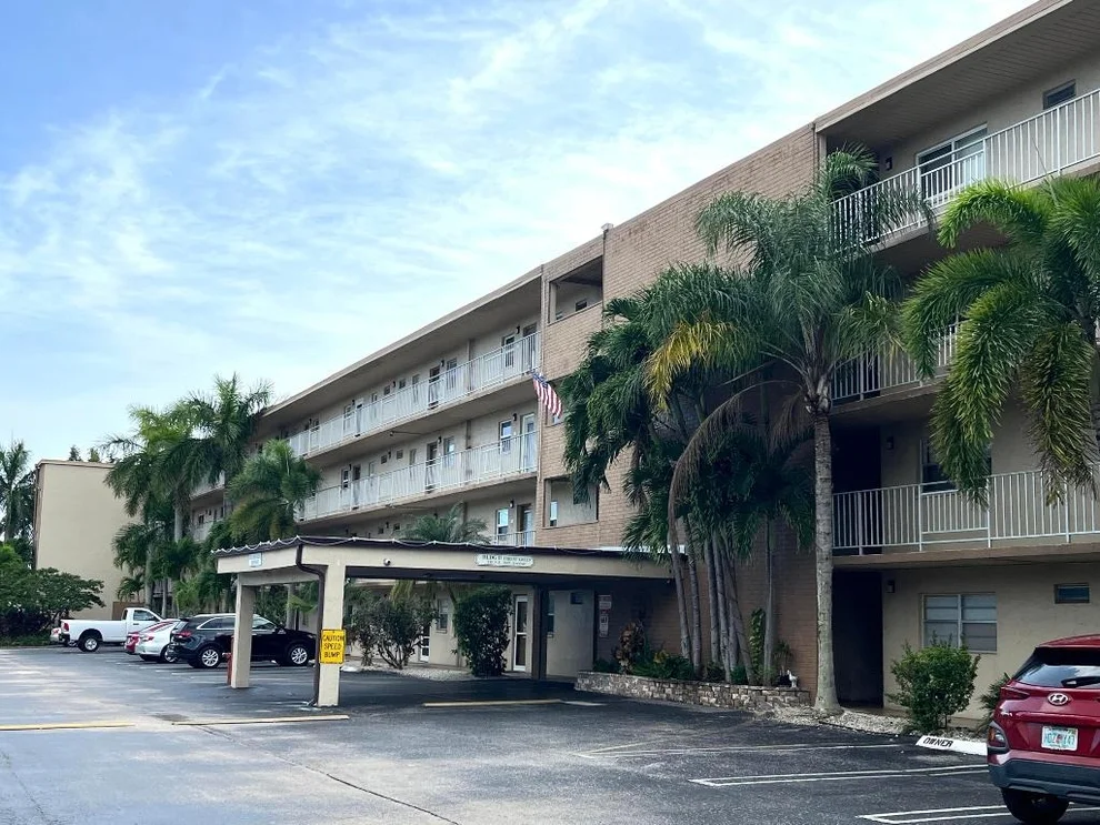 Unit for sale at 330 NE 26th Avenue, Boynton Beach, FL 33435