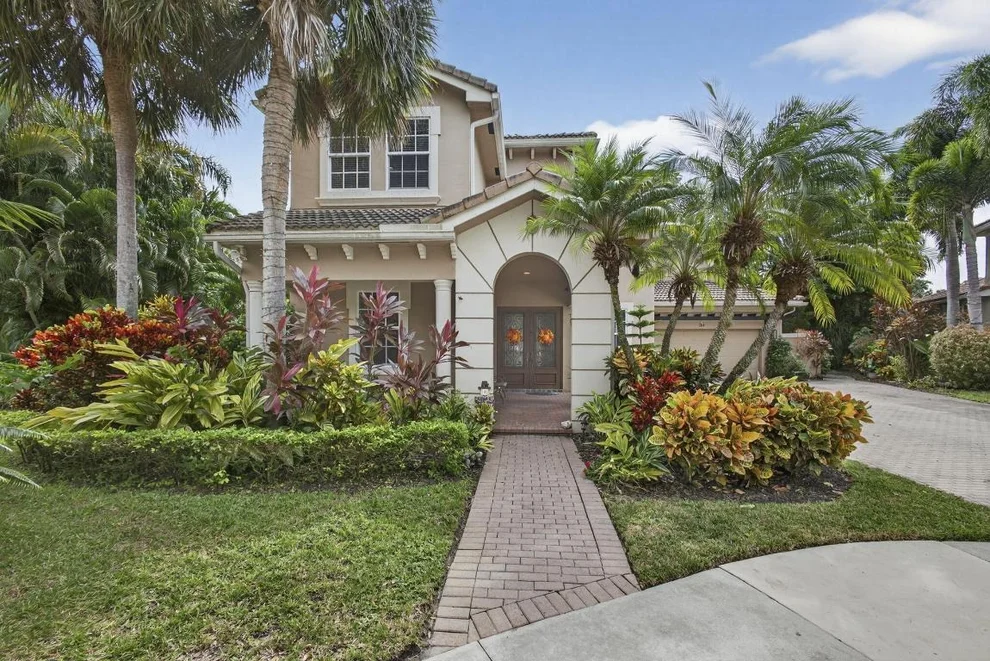Unit for sale at 129 Via Bosque, Jupiter, FL 33458