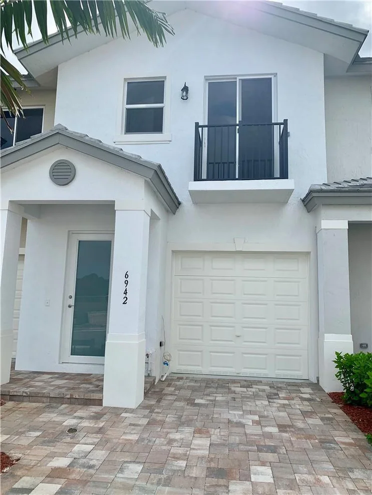 Unit for sale at 6954 PINES Circle, Coconut Creek, FL 33073