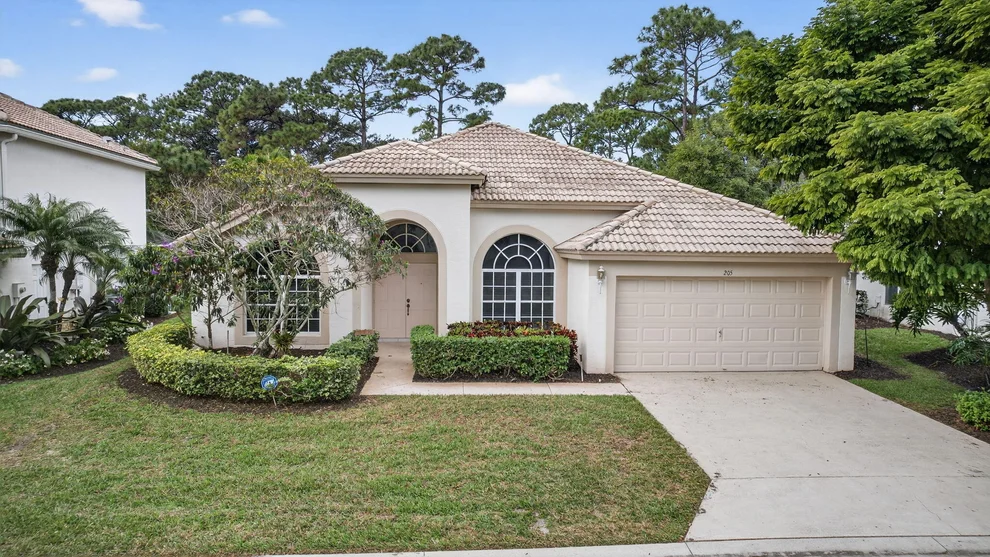 Unit for sale at 205 Bent Tree Drive, Palm Beach Gardens, FL 33418