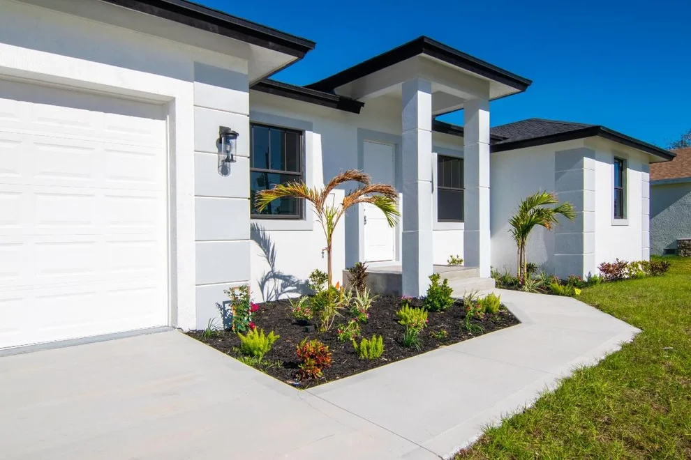 Unit for sale at 8126 Thruso Road, Port Charlotte, FL 33981