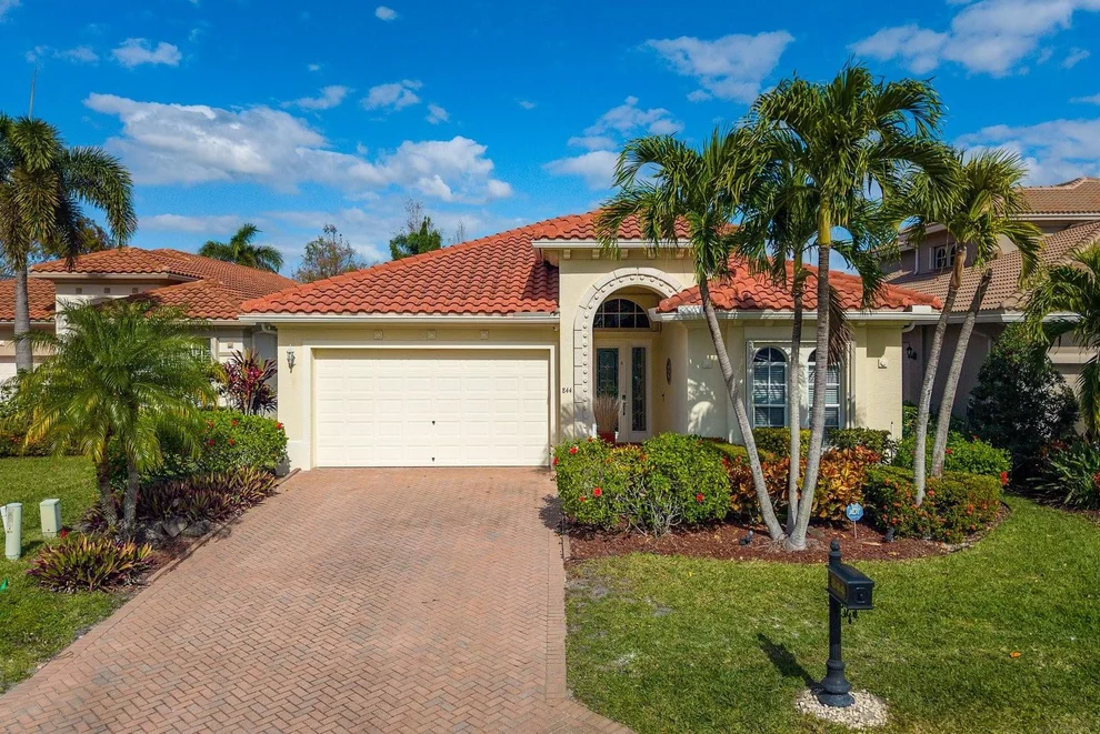 Unit for sale at 844 SW Pebble Lane, Palm City, FL 34990