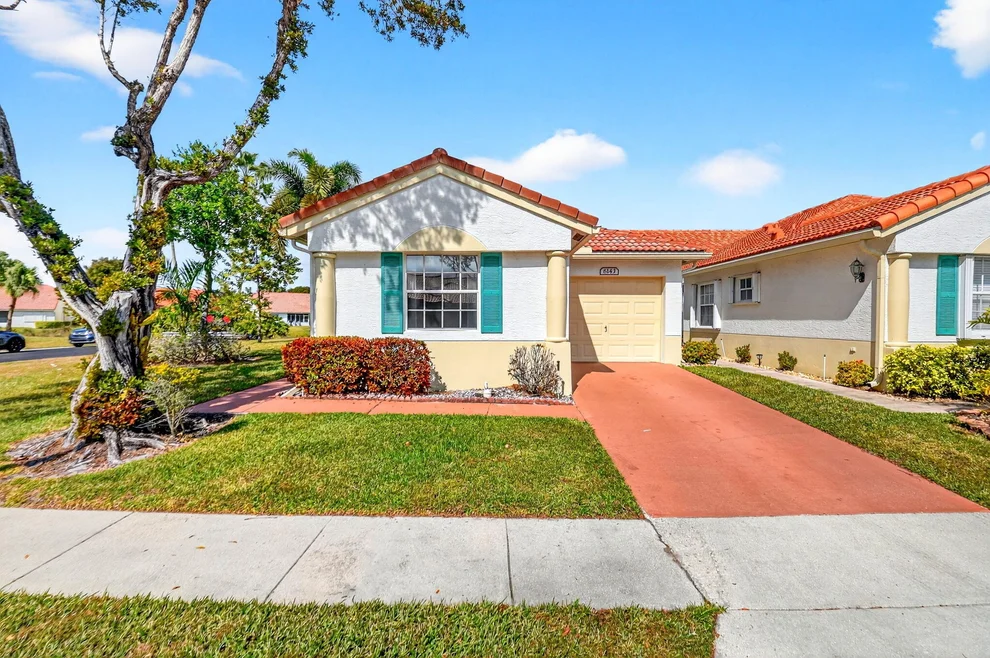 Unit for sale at 6143 Floral Lakes Drive, Delray Beach, FL 33484