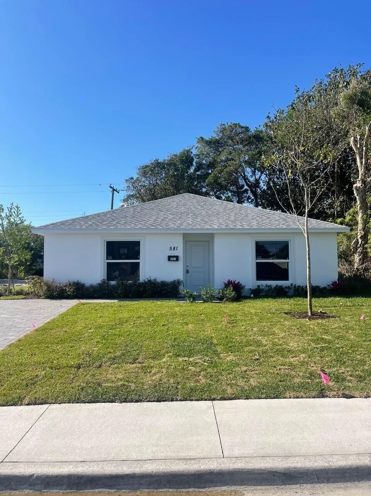 Unit for sale at 581 W 5th Street, Riviera Beach, FL 33404