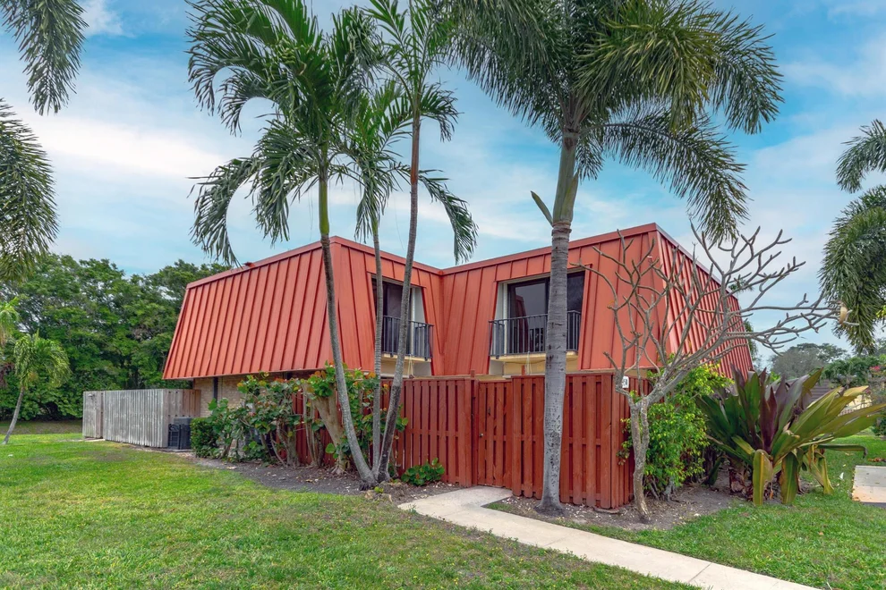 Unit for sale at 3345 Meridian B Way N, Palm Beach Gardens, FL 33410