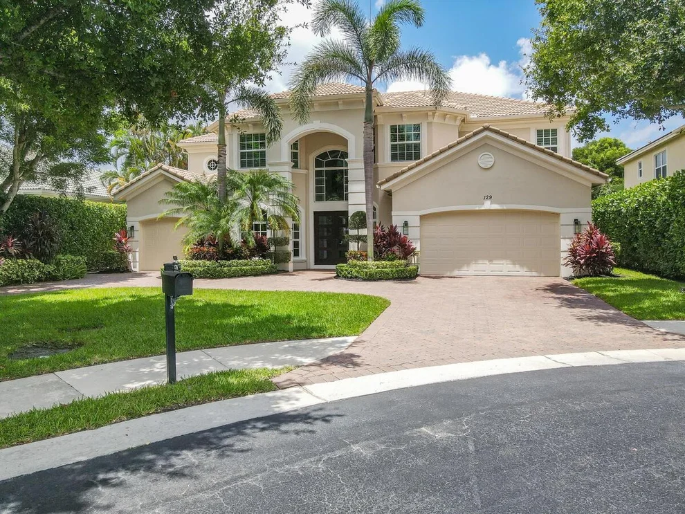 Unit for sale at 129 Bryce Lane, Jupiter, FL 33458