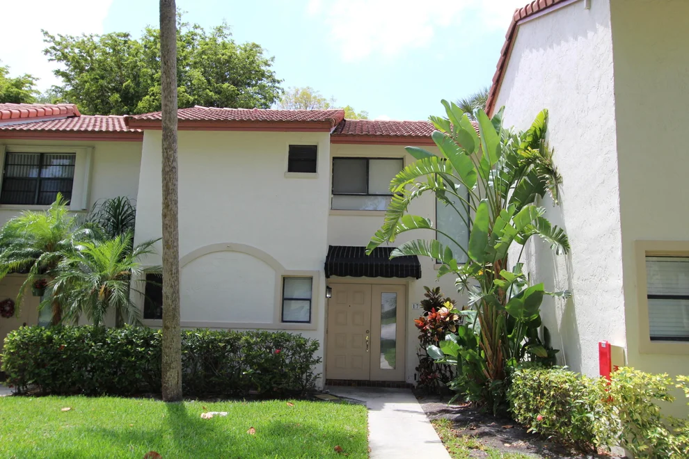 Unit for sale at 7200 NW 2 Avenue, Boca Raton, FL 33487