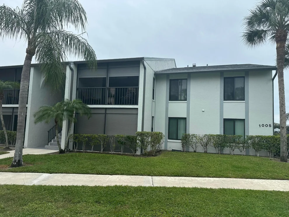 Unit for sale at 1005 Green Pine Blvd H-2, West Palm Beach, FL 33409