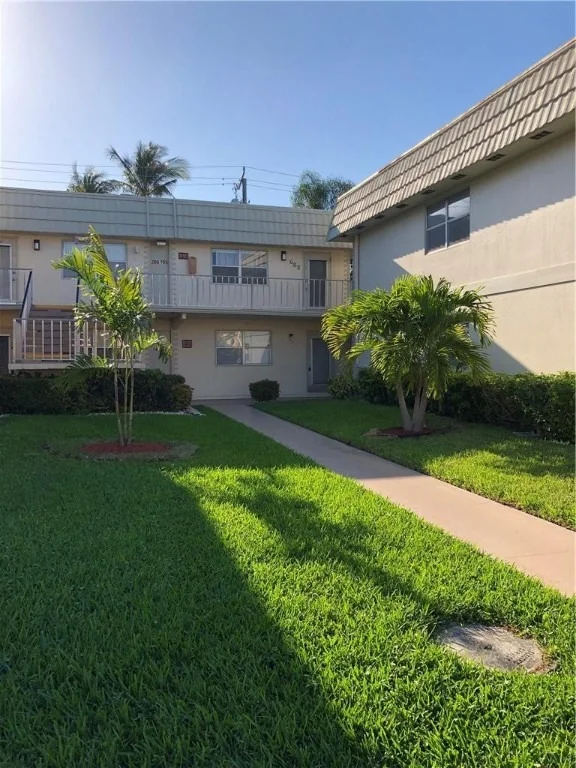 Unit for sale at 682 Saxony, Delray Beach, FL 33446