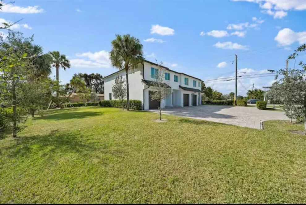 Unit for sale at 1559 W 26th Court, Riviera Beach, FL 33404
