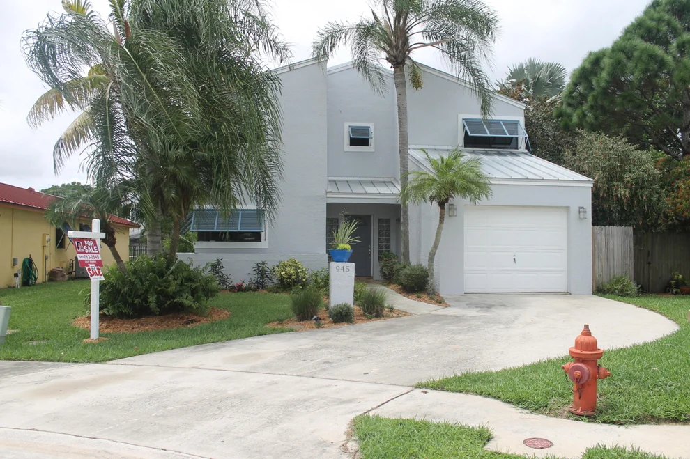 Unit for sale at 945 NW Le Grace Circle, Boynton Beach, FL 33426