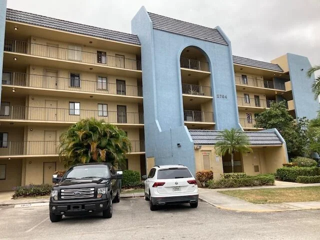 Unit for sale at 2794 Tennis Club Drive, West Palm Beach, FL 33417