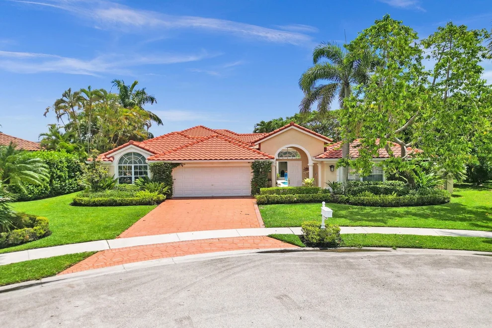 Unit for sale at 19262 Redberry Court, Boca Raton, FL 33498
