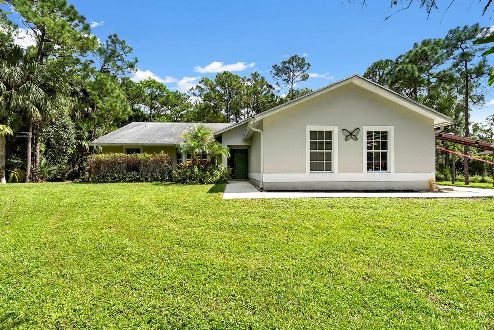 Unit for sale at 15108 95th Avenue N, Jupiter, FL 33478