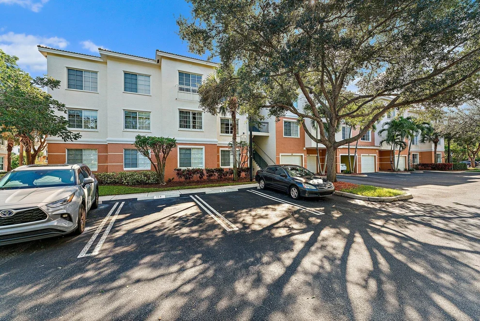 Unit for sale at 7201 Myrtlewood Circle W, Palm Beach Gardens, FL 33418