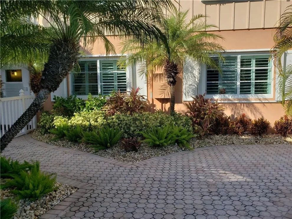 Unit for sale at 659 W Oakland Park Boulevard, Oakland Park, FL 33311