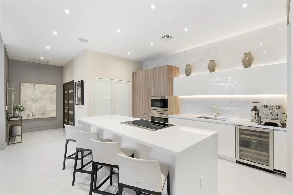 Unit for sale at 701 N Fort Lauderdale Beach Boulevard, Fort Lauderdale, FL 33304