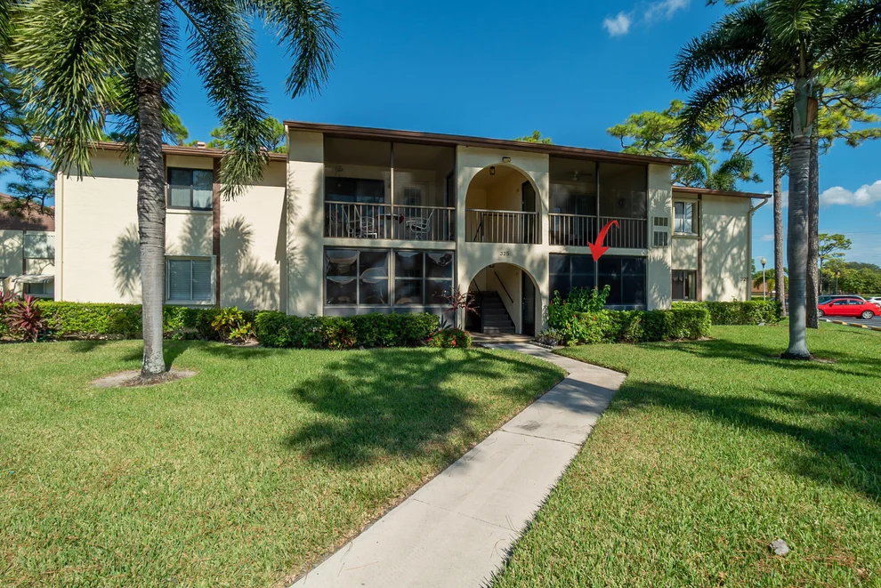 Unit for sale at 325 Knotty Pine Circle, Greenacres, FL 33463