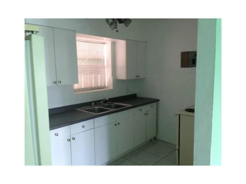 Unit for sale at 400 SW 12th Street, Fort Lauderdale, FL 33315
