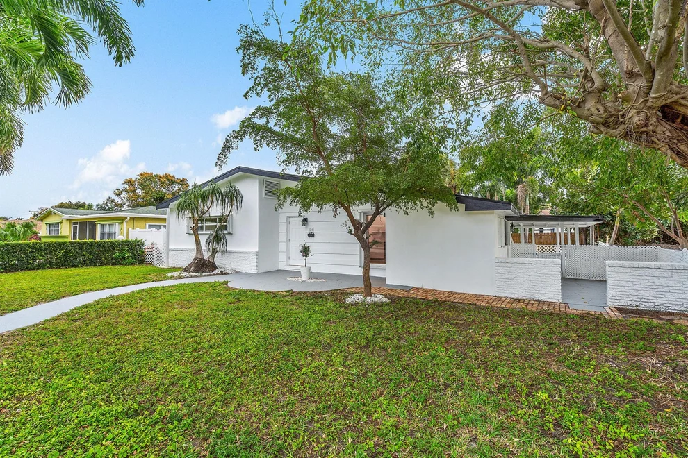 Unit for sale at 124 SW 8th Court, Delray Beach, FL 33444