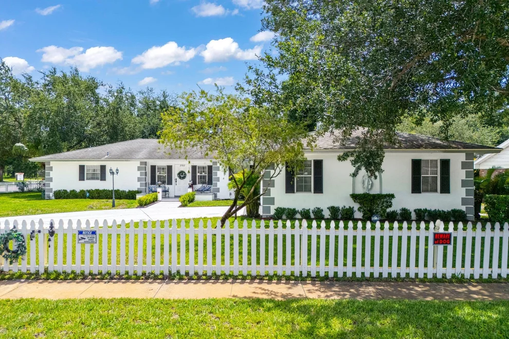 Unit for sale at 2102 S 26th Street, Fort Pierce, FL 34947
