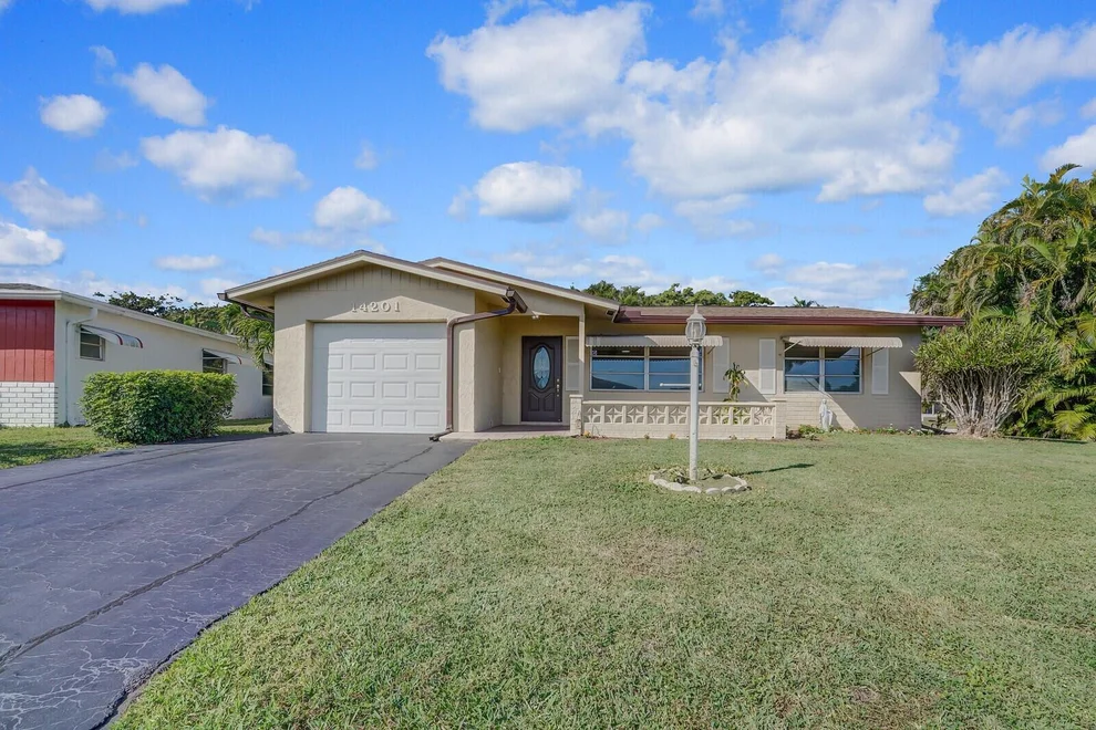 Unit for sale at 14201 El Clavel Way, Delray Beach, FL 33484