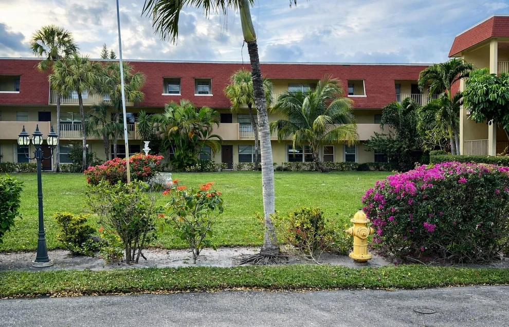 Unit for sale at 3081 NW 47TH Terrace, Lauderdale Lakes, FL 33313