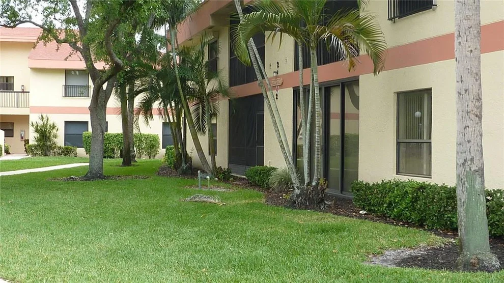 Unit for sale at 2739 Carambola Circle, Coconut Creek, FL 33066