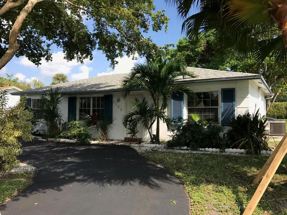 Unit for sale at 9365 Southampton Place, Boca Raton, FL 33434