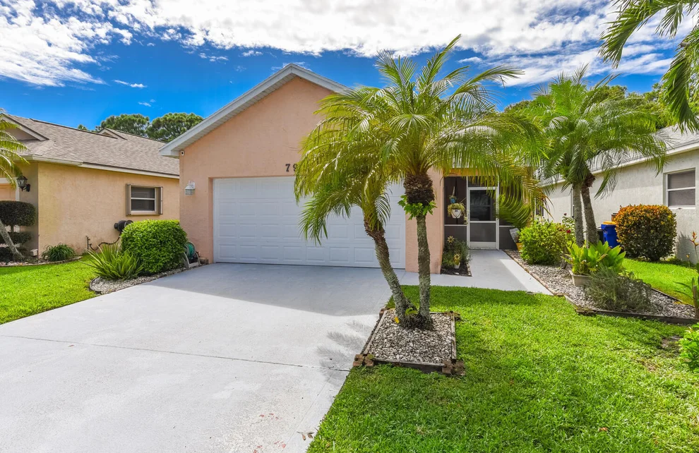 Unit for sale at 7922 SE Sugar Pines Way, Hobe Sound, FL 33455