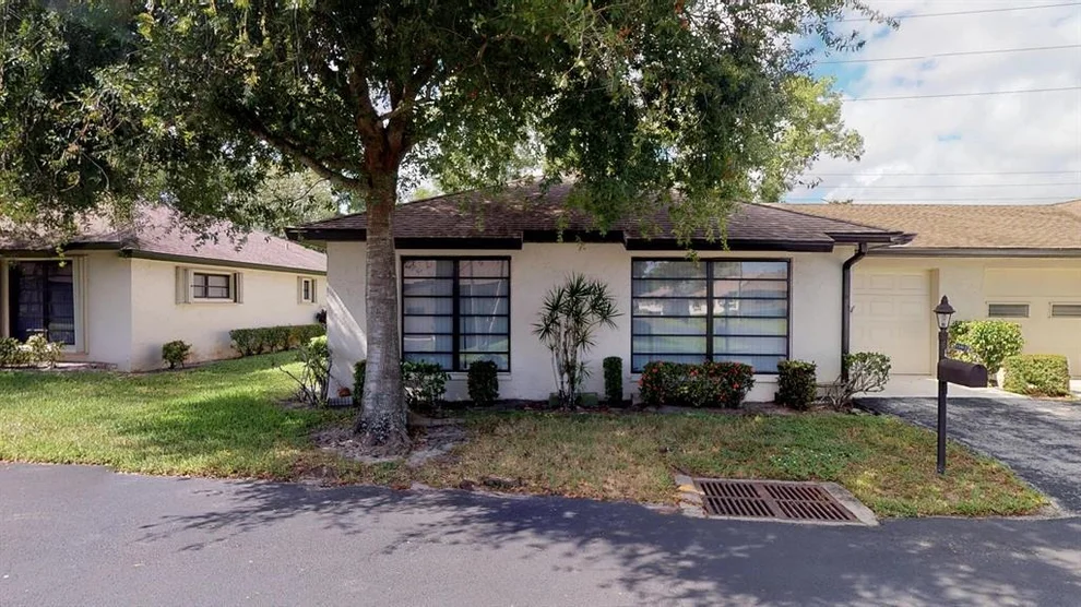 Unit for sale at 4944 Equestrian Circle, Boynton Beach, FL 33436
