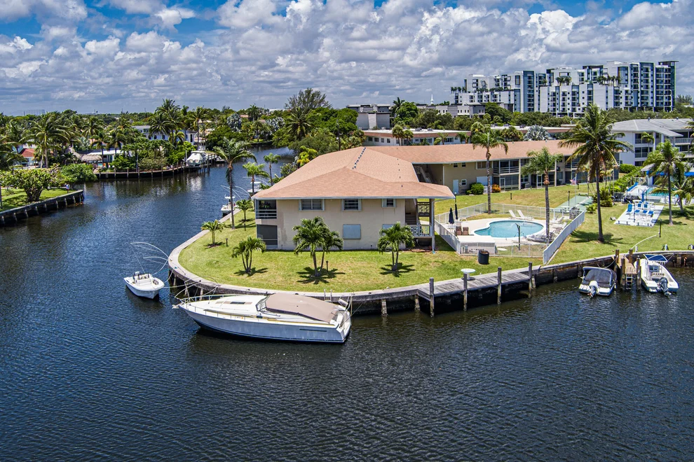 Unit for sale at 298 SE 6th Avenue, Pompano Beach, FL 33060