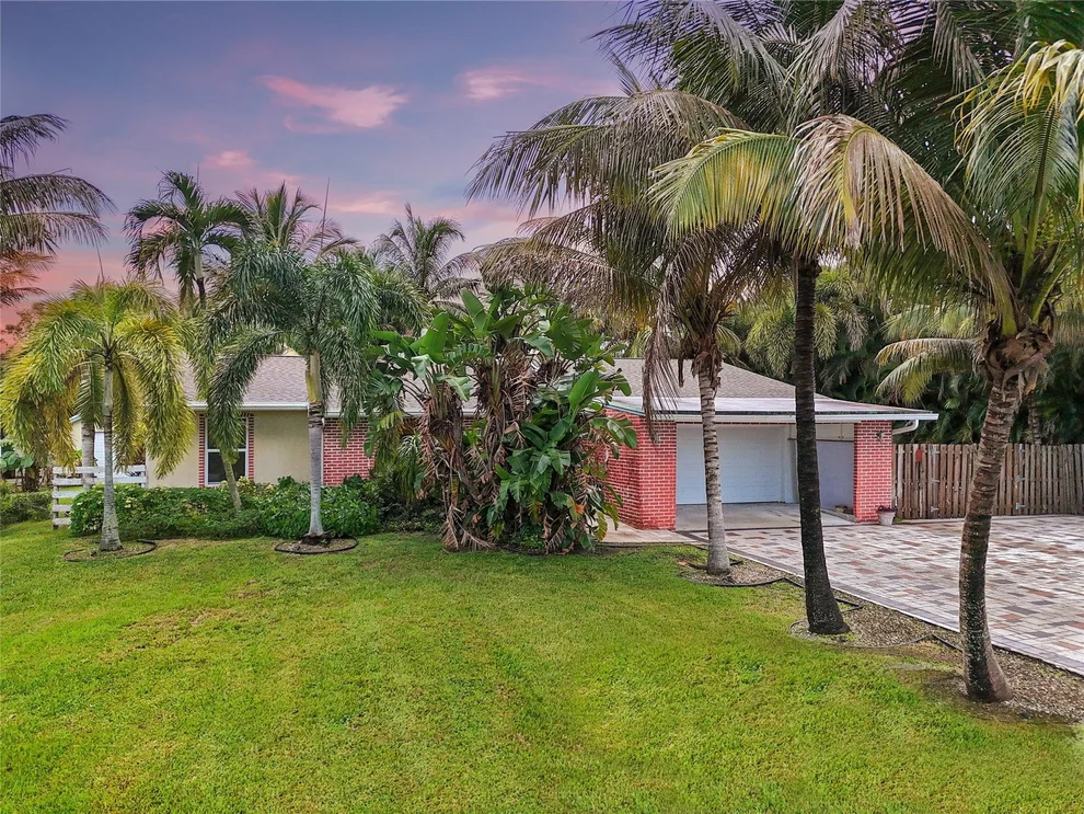 Unit for sale at 861 NW 116th Avenue, Plantation, FL 33325