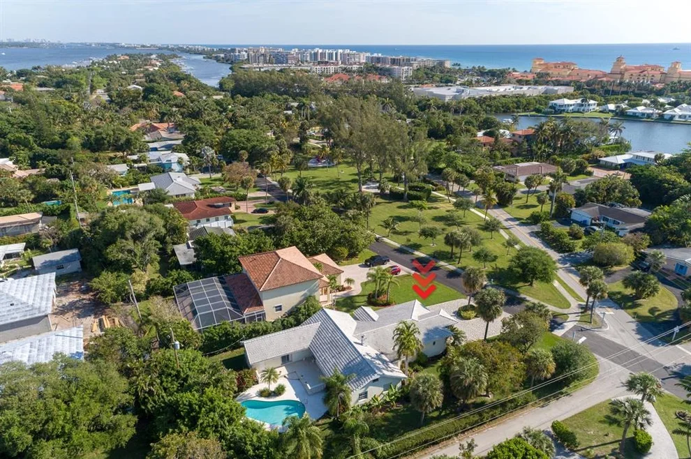 Unit for sale at 433 SE Atlantic Drive, Lantana, FL 33462