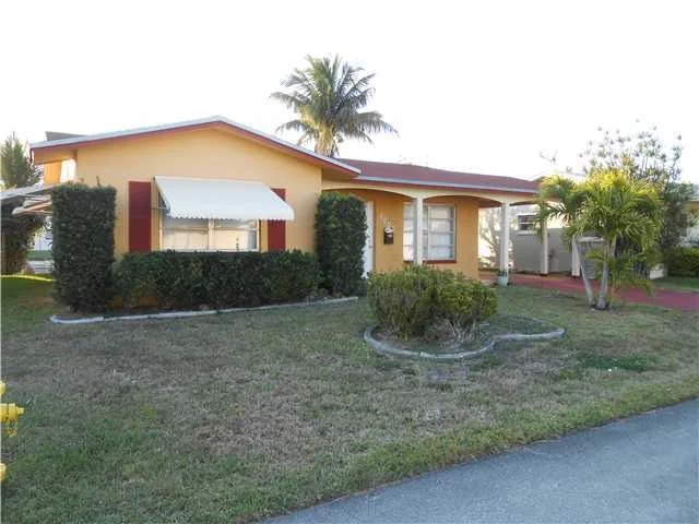 Unit for sale at 6007 NW 67th Avenue, Tamarac, FL 33321