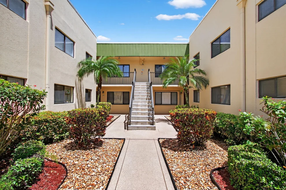 Unit for sale at 15217 Lakes Of Delray Boulevard, Delray Beach, FL 33484