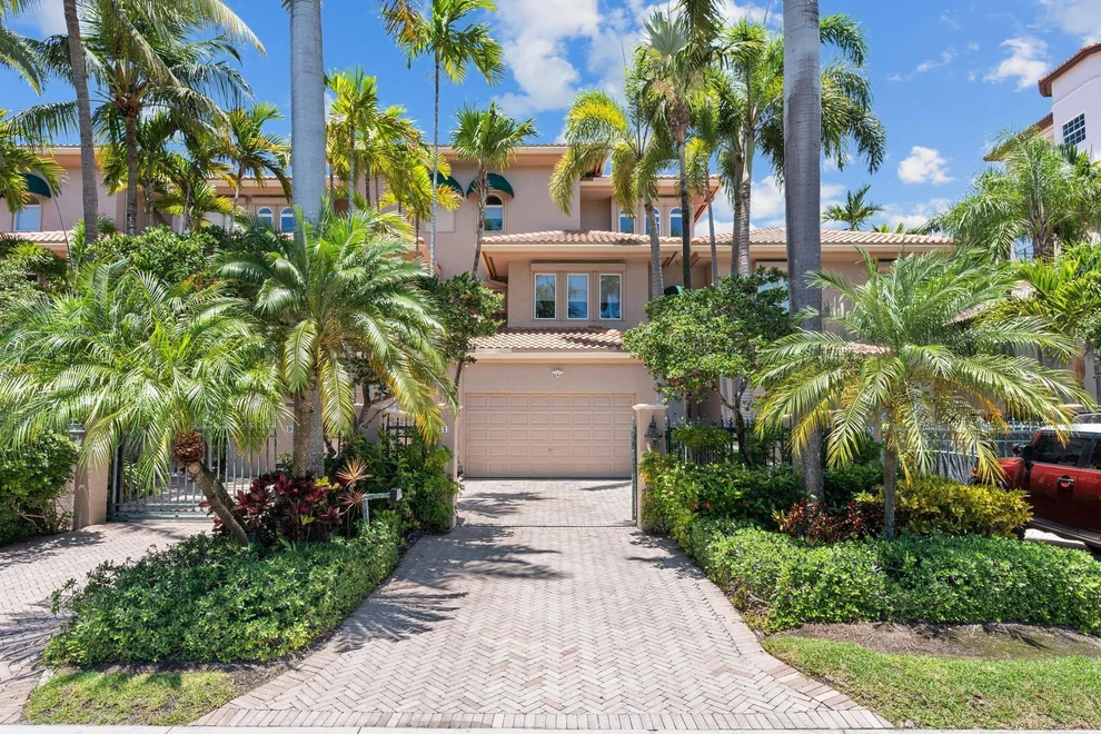 Unit for sale at 11 Hendricks Isle, Fort Lauderdale, FL 33301