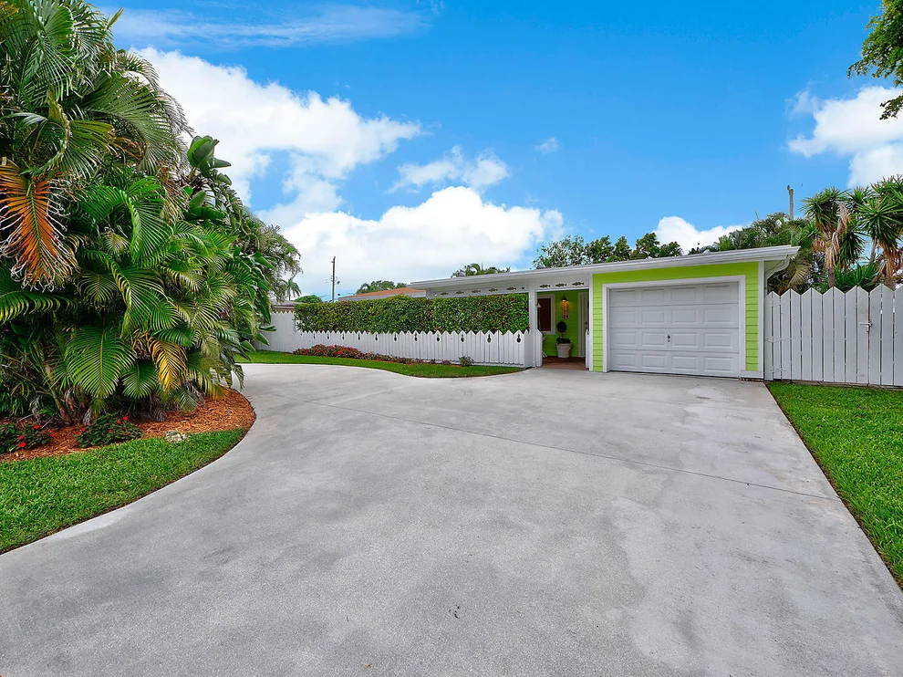 Unit for sale at 320 NE 28th Terrace, Boca Raton, FL 33431